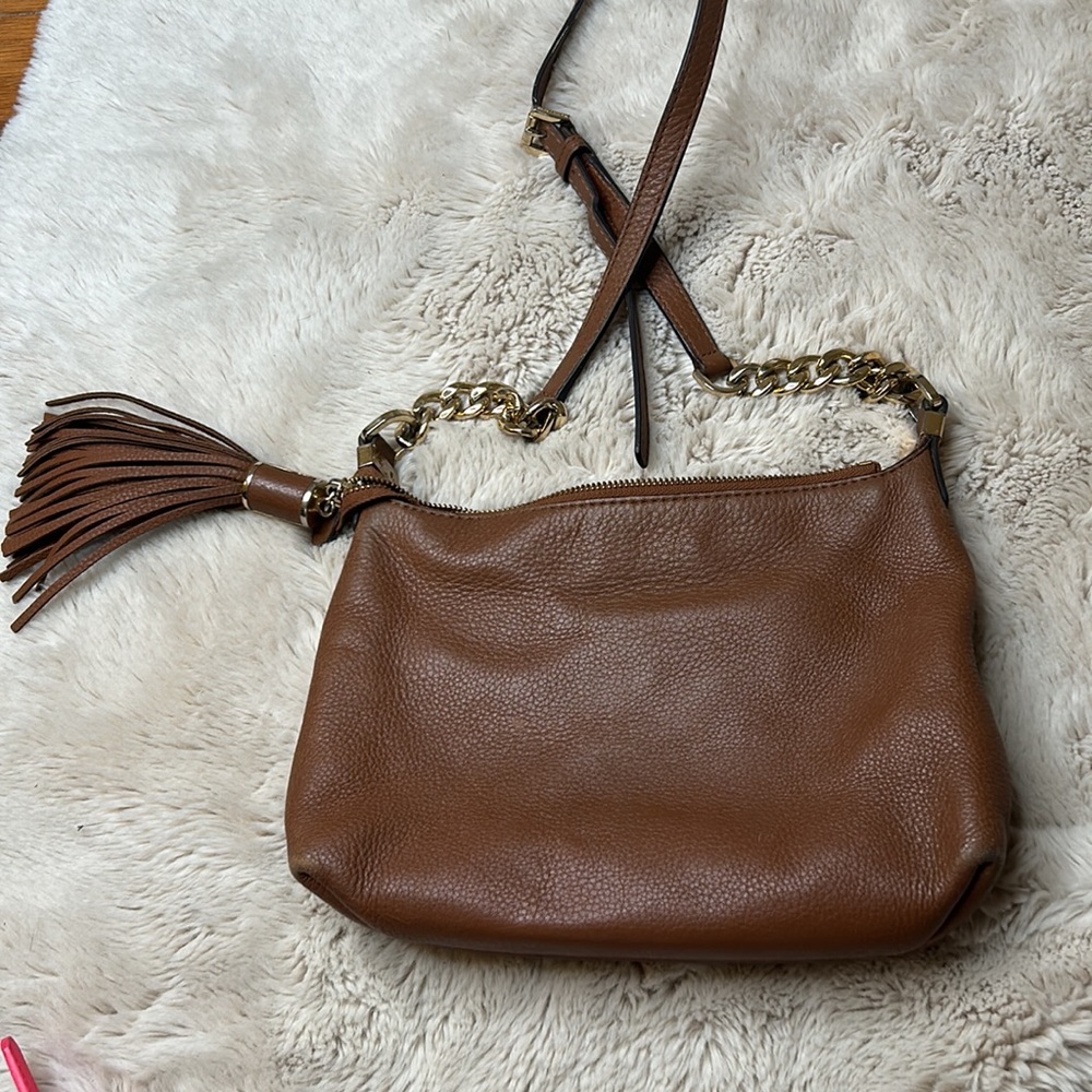 Michael kors crossbody ๐ - Picture 3 of 6